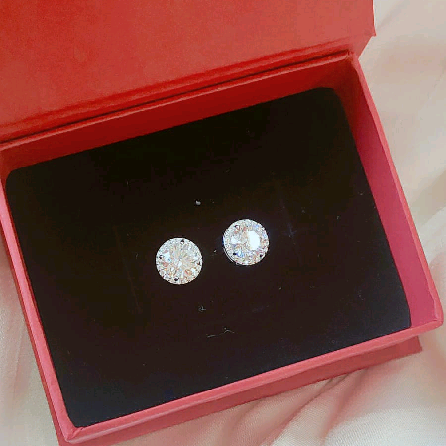 Round CZ Halo Stud 
